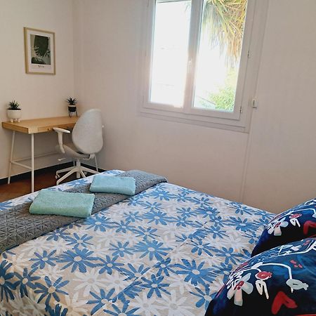 Spacieux Appartement Avec Balcon 纳博讷 外观 照片